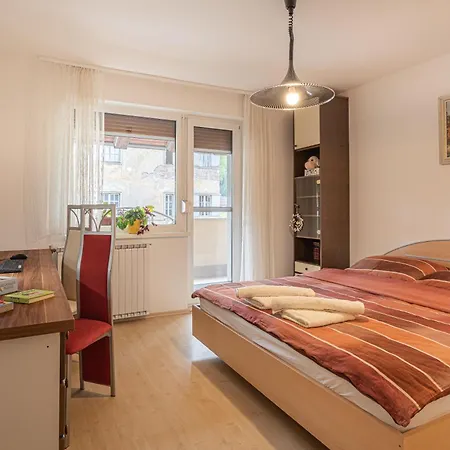 Daire House Dijana With Pool - Happy *