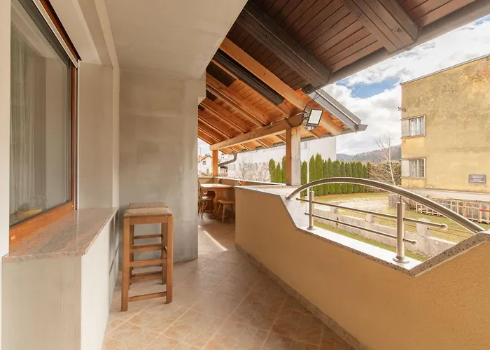 House Dijana With Pool - Happy Nova Vas (Bloke)